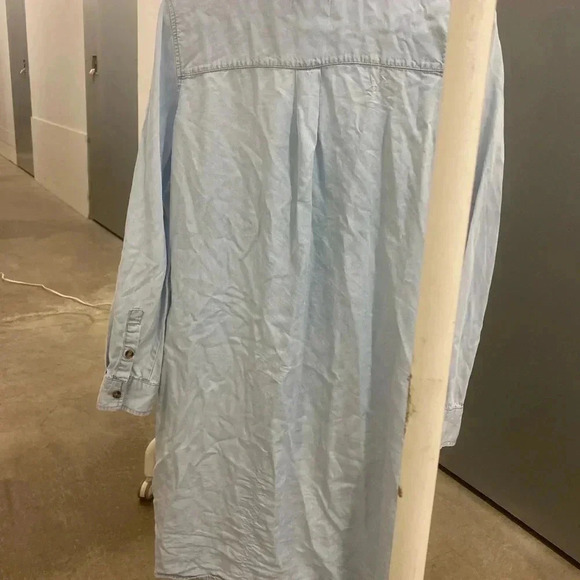 Zara  chambray shirtdress - Picture 2 of 5